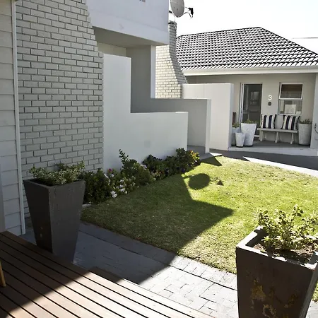 South Point Guest Lodge Agulhas Exterior foto